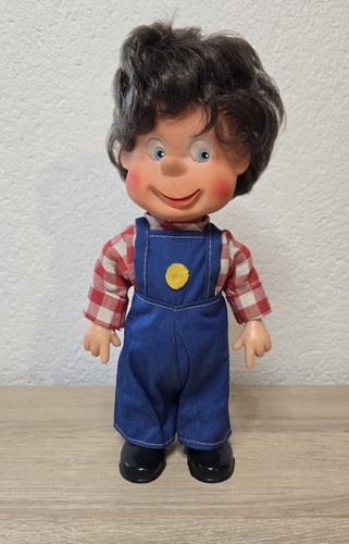Nette kunststoff puppe ddr - kunststoff,