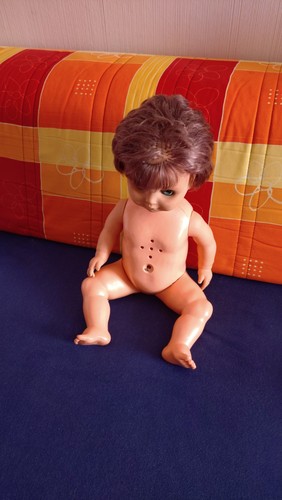 Ddr puppe mit plattenspieler - ddr,